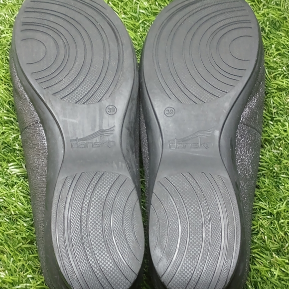 Dansko Ann Pull On / Pewter Metallic size 39 = 8.5 Gently Used - Picture 5 of 9